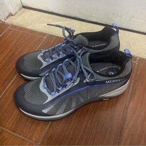 Womens Merrell shoes sz 9.5